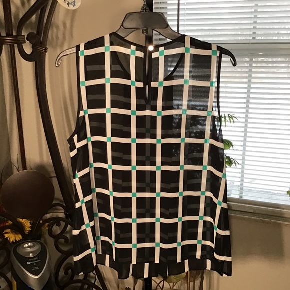 🟡MICHAEL KORS NWOT AUTHENTIC BLACK/WHITE / GREEN SHEER SLEEVELESS BLOUSE - Picture 6 of 11